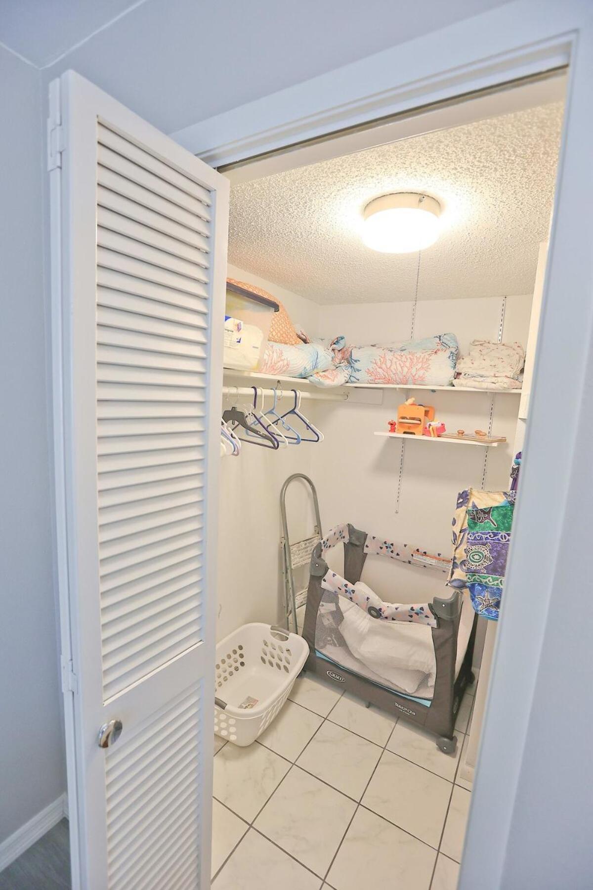 Updated Condo With Pool, Walk To Crescent Beach & Restaurants! Sarasota Exterior photo