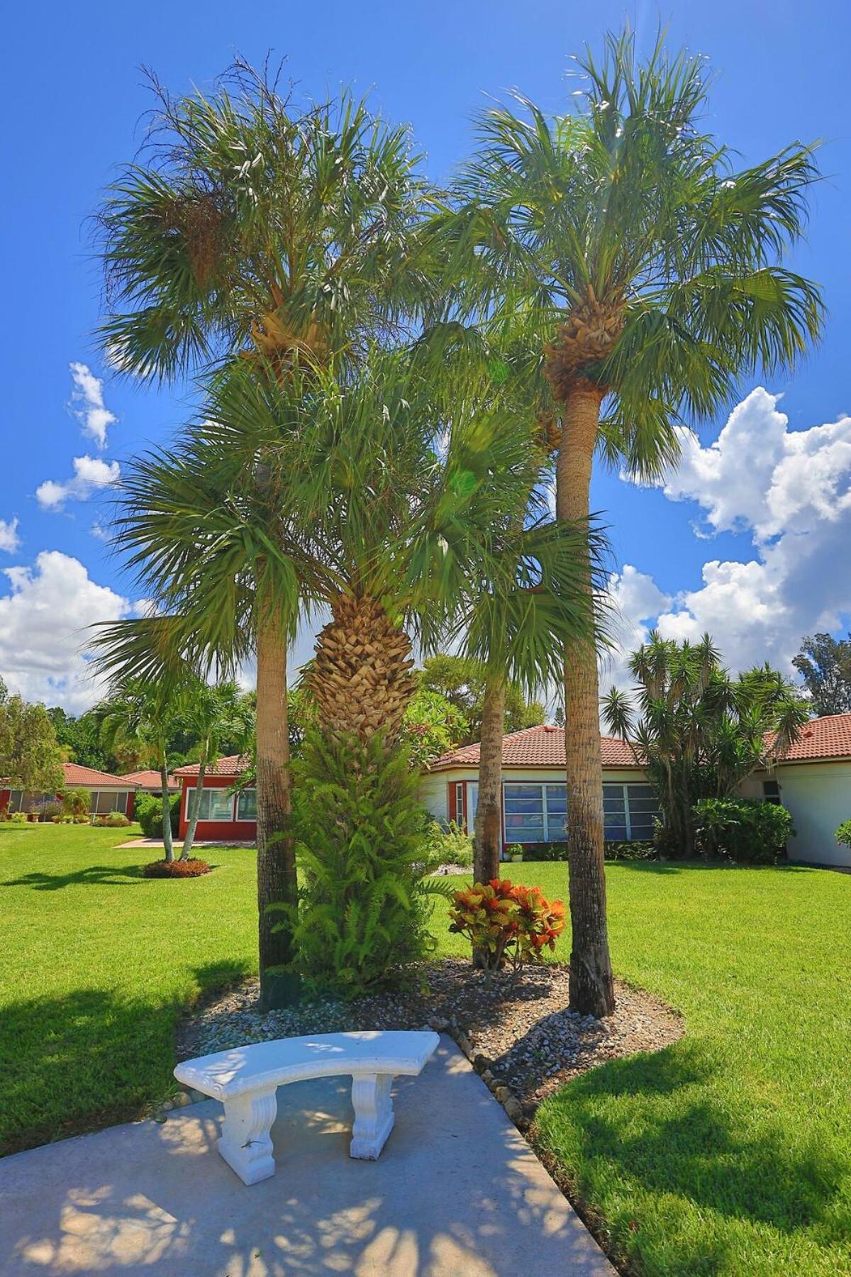 Updated Condo With Pool, Walk To Crescent Beach & Restaurants! Sarasota Exterior photo