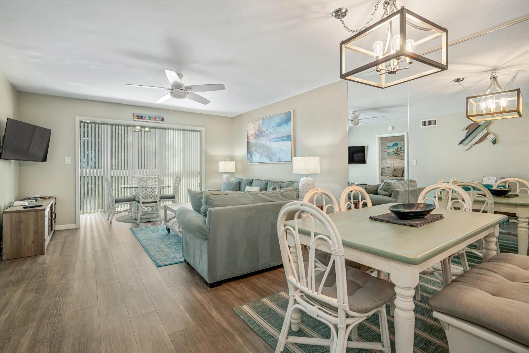 Updated Condo With Pool, Walk To Crescent Beach & Restaurants! Sarasota Exterior photo